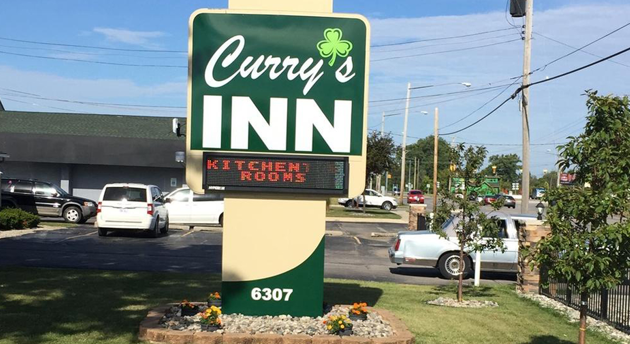 Curry's Motel Saginaw Hotel Exterior
